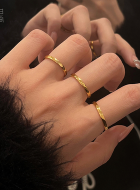 精致多切面棱形素圈戒指女小众设计轻奢高级感钛钢不掉色简约素戒