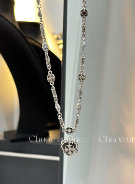 甜酷风镶钻爱心八芒星项链