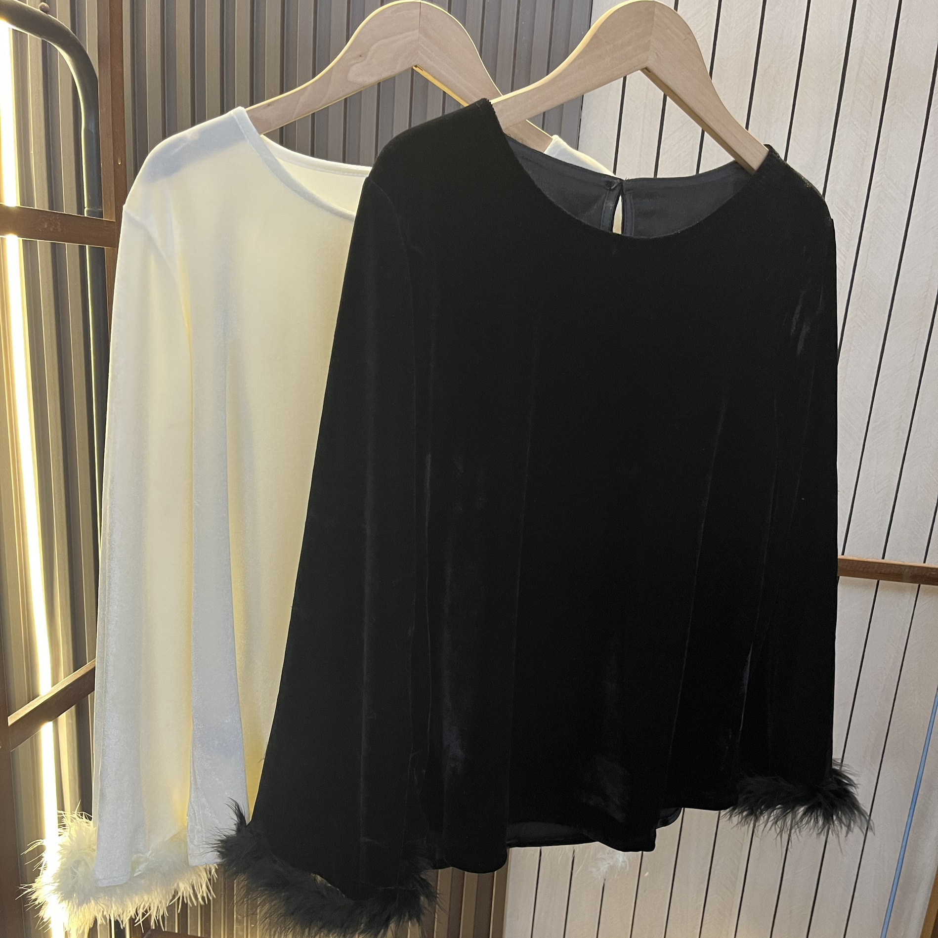 鸵鸟毛丝绒打底衫衬衫 2025秋季新款显瘦百搭纯色上衣女