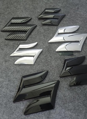 适用于长安铃木吉姆尼天语SX4雨燕浪迪奥拓改装黑色前后S中网车标