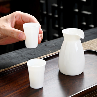 白酒酒杯分酒器15ml小茶杯小酒杯羊脂玉瓷白瓷酒具烈酒酒杯一口杯
