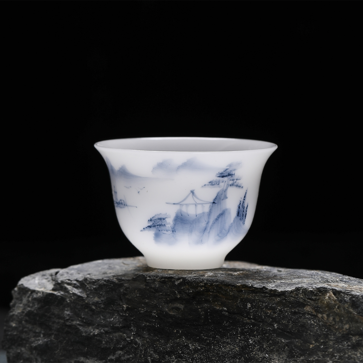 55ml青花釉下彩手绘薄胎主人杯亮光冰种玉瓷小号茶杯反口品茗杯