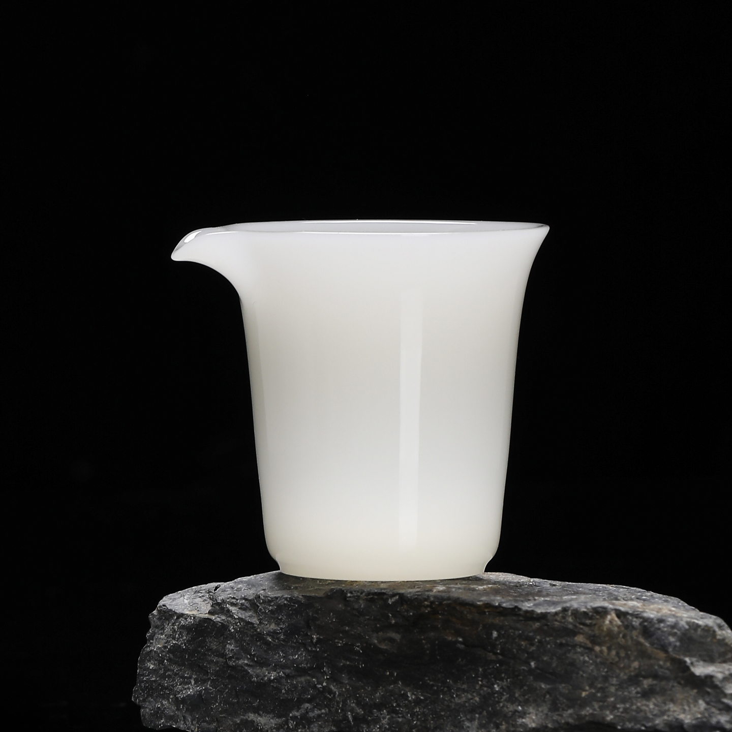 150ml冰种璞玉公道杯白瓷分茶器