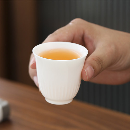 40ml天香杯小号品香杯玉白瓷茶杯