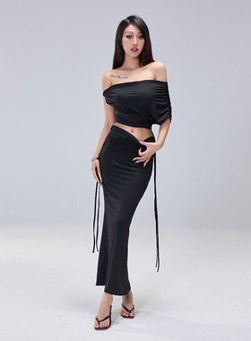 Kilonova性感辣妹套装一字肩露脐T恤包臀半身裙鱼尾裙两件套