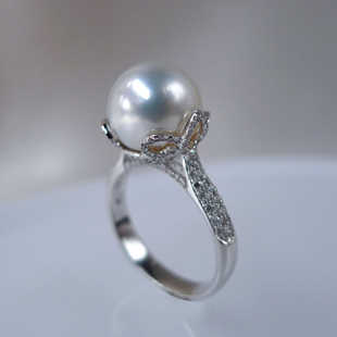 纯翠珠宝现货新品 天然海水南洋澳白珍珠戒指18K金镶钻石冷光白