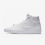 NIKE BLAZER ROYAL QS khóa vàng nguyên chất màu trắng tinh khiết giày thể thao và giải trí nam AR8830-100 - Dép / giày thường giày the thao năm 2021