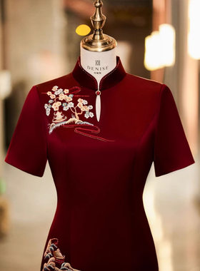 逸红颜结婚喜服妈妈装古棠精裁2026新款崔万志官方旗舰店女装旗袍