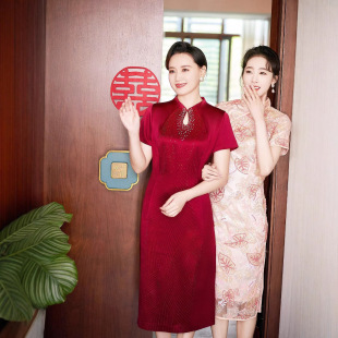 逸红颜结婚喜服妈妈装一珂锦绣2026新款崔万志官方旗舰店女装旗袍