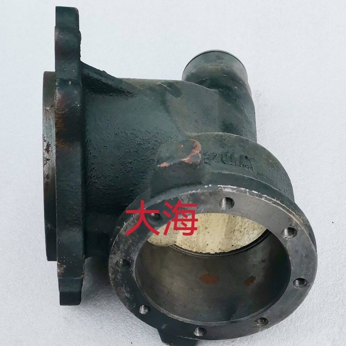 沃德拖拉机配件沃得704立轴壳新款[配老式油封]