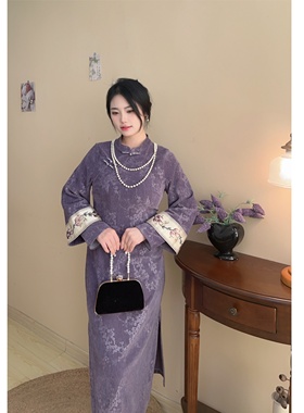 淡雅佳人【自制款】遇见大码胖mm紫色柔软舒适显白刺绣改良旗袍女