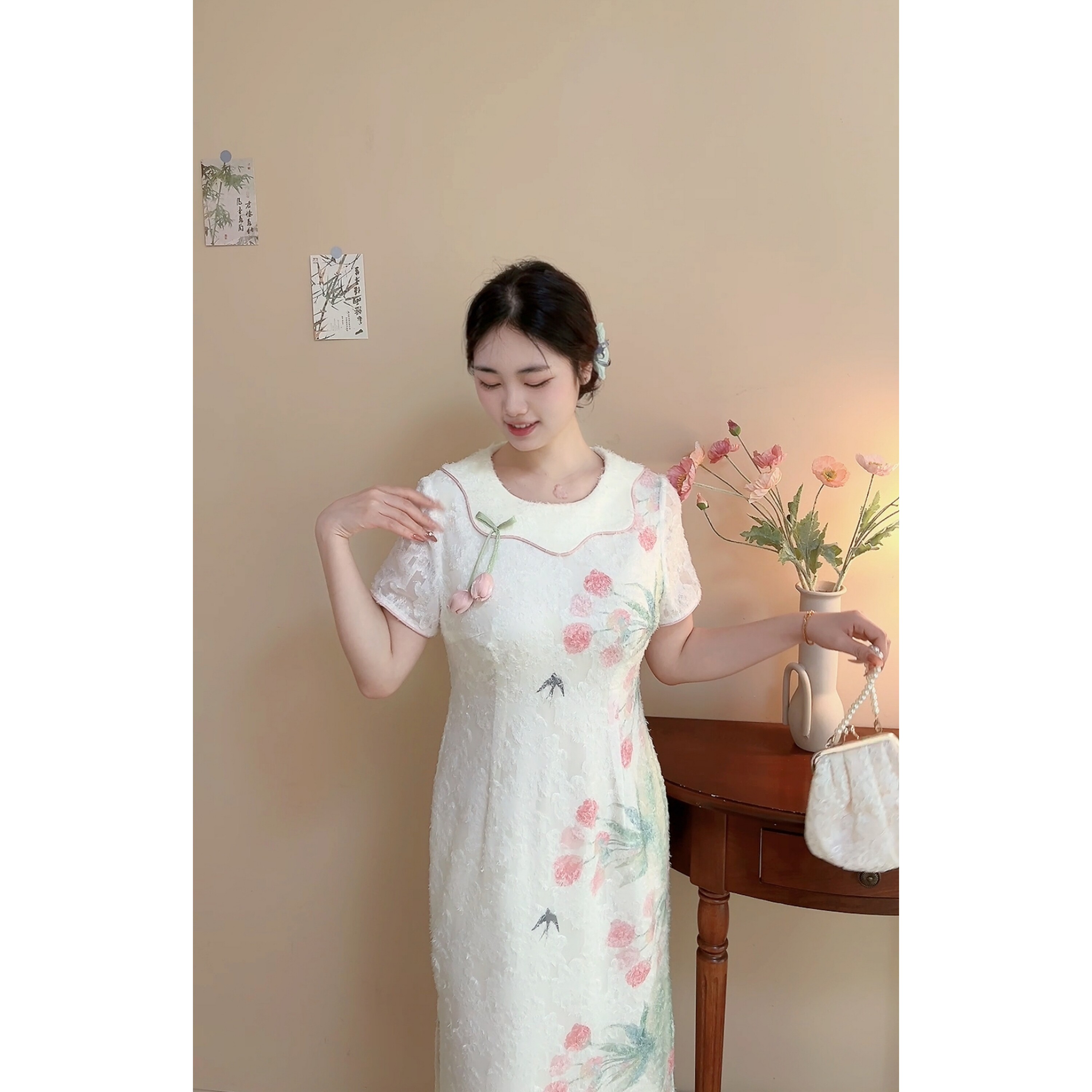 郁金香【自制款】花瓣领温柔甜美少女新中式旗袍大码胖mm奶白色裙