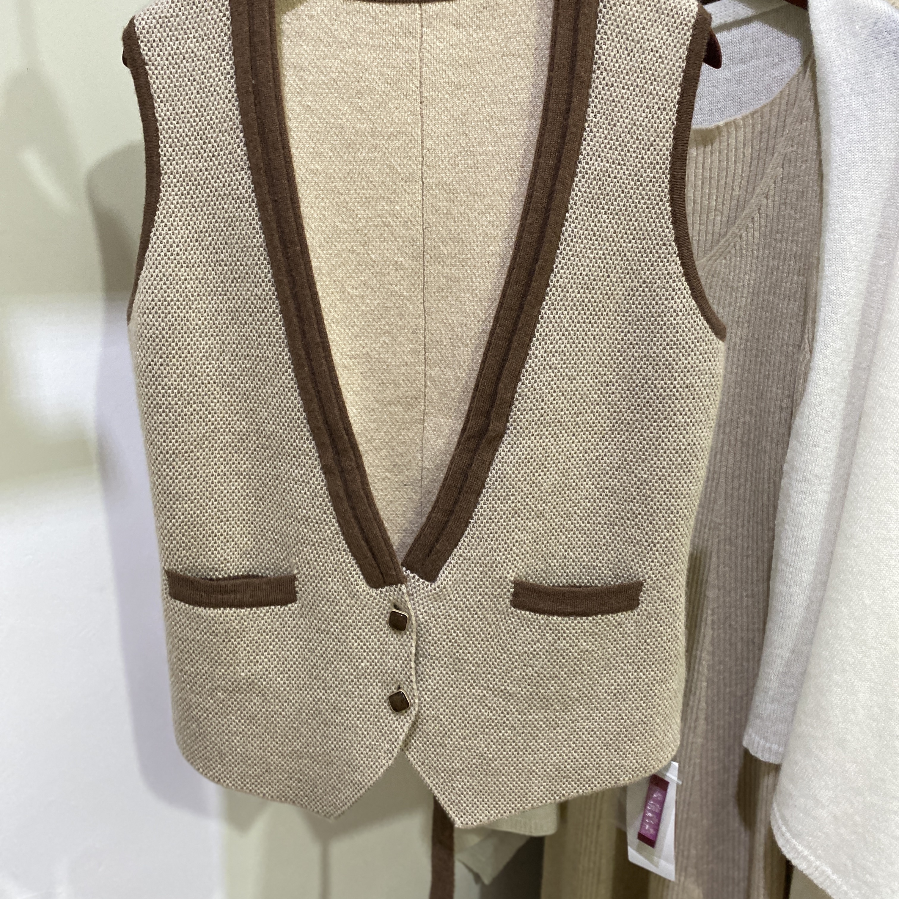 其乐绒绒纯羊绒加厚马甲女无袖开