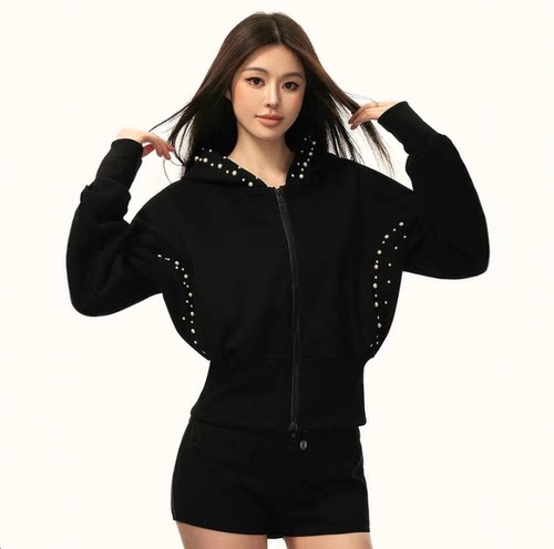 12/22Z品牌！收腰短款珍珠连帽卫衣女美式辣妹修身显瘦开衫外套