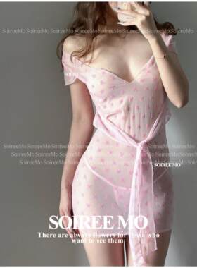 Soiree Mo 初恋这件小事* 粉色植绒蝴蝶结落肩甜妹性感睡裙 纯欲!