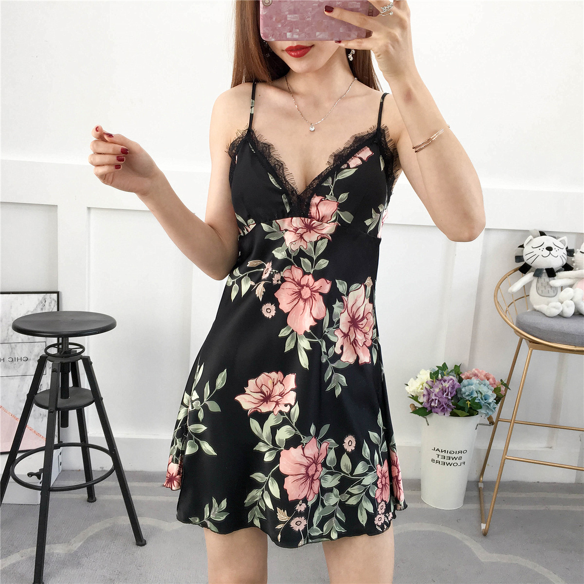 睡衣女夏带胸垫睡裙性感仿真丝大码可爱家居服吊带薄款韩版可外穿