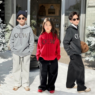 大字母印花羊毛混纺毛衣简洁利落连帽套头针织衫儿童内搭外穿上衣