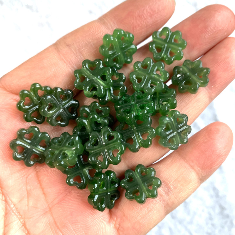 纯天然和田玉碧玉四叶草吊坠通孔图片