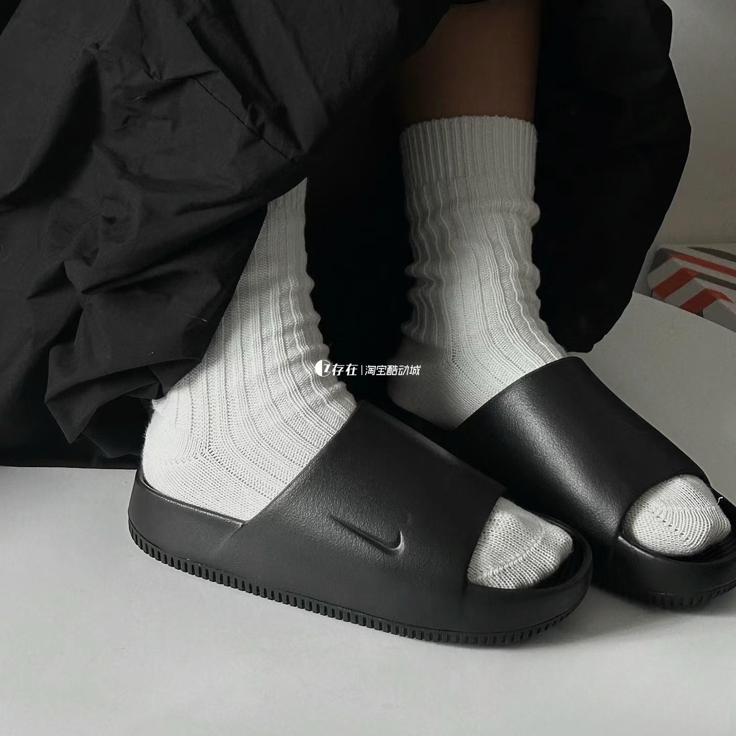 男子防滑柔软一字休闲运动拖鞋