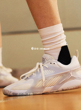 Jordan Heir 夏季低帮白色透气运动复古百搭篮球鞋 HV4059-101