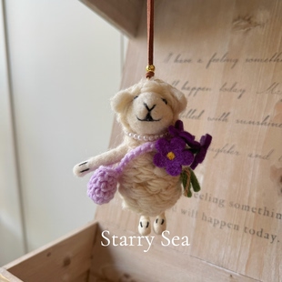 尼泊尔手工羊毛毡挂件可爱动物小羊挂件钥匙扣包包挂饰