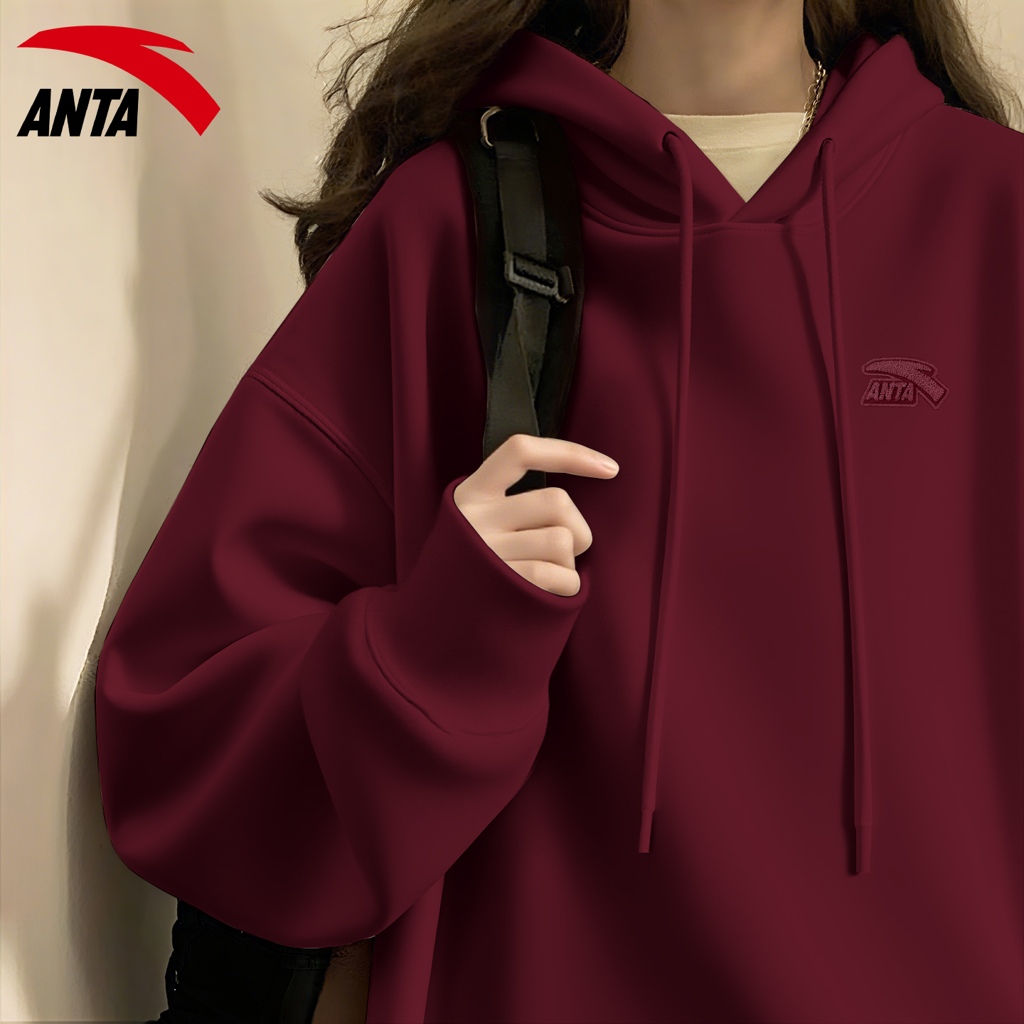 安踏酒红色卫衣女连帽宽松