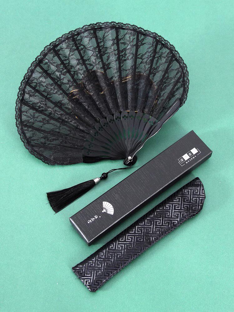 古典绣花蕾丝折扇女式折叠旗袍扇舞蹈古风黑色扇子便携小圆扇夏天