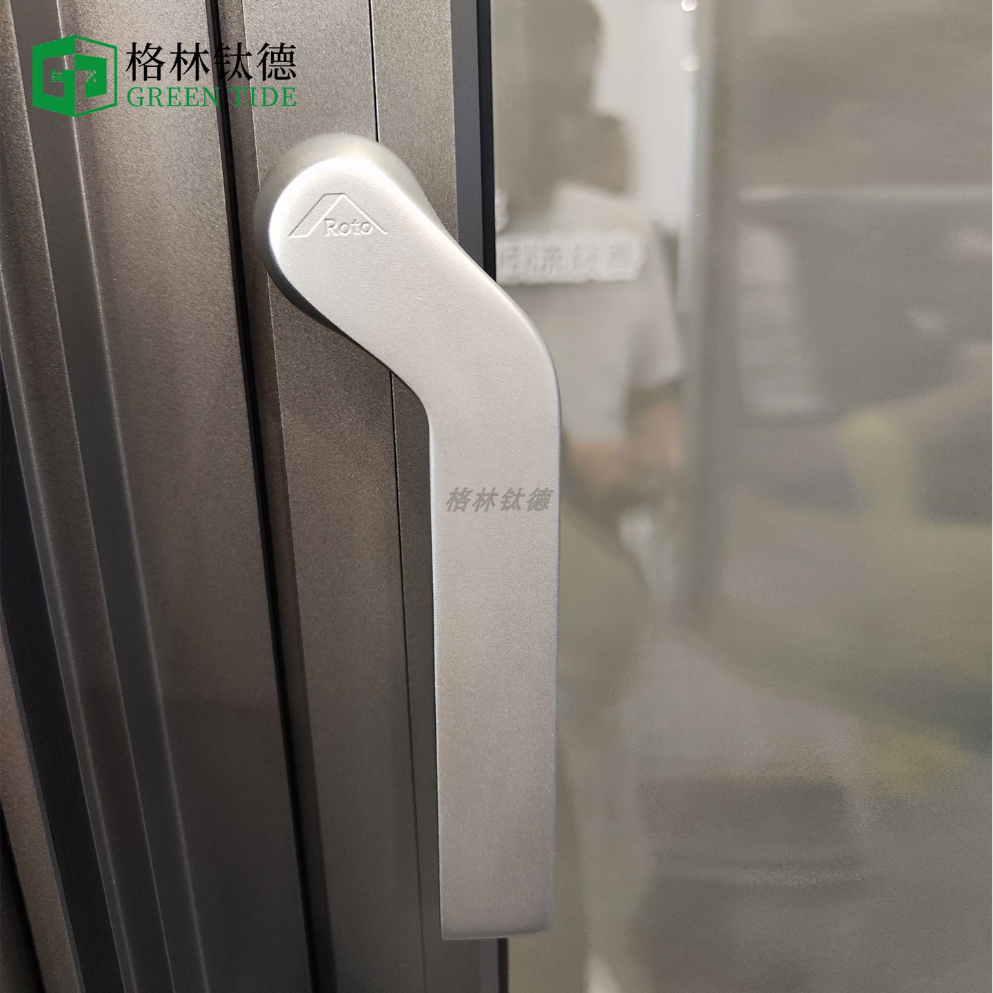 Roto门窗无基座把手锁歪手柄