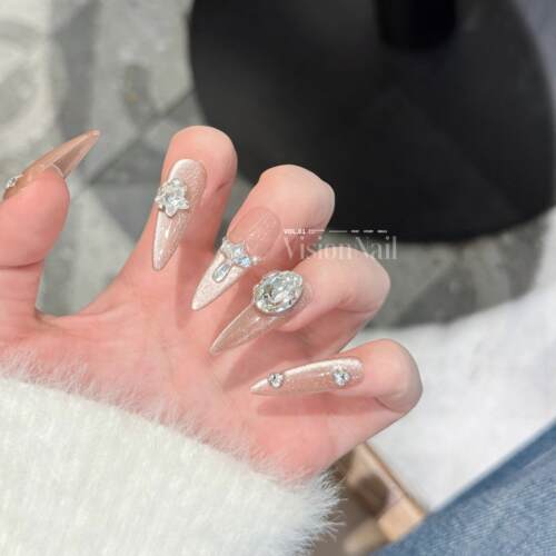 VISION NAIL纯欲风氛围感猫眼美甲清冷风轻奢可拆卸纯手工穿戴甲