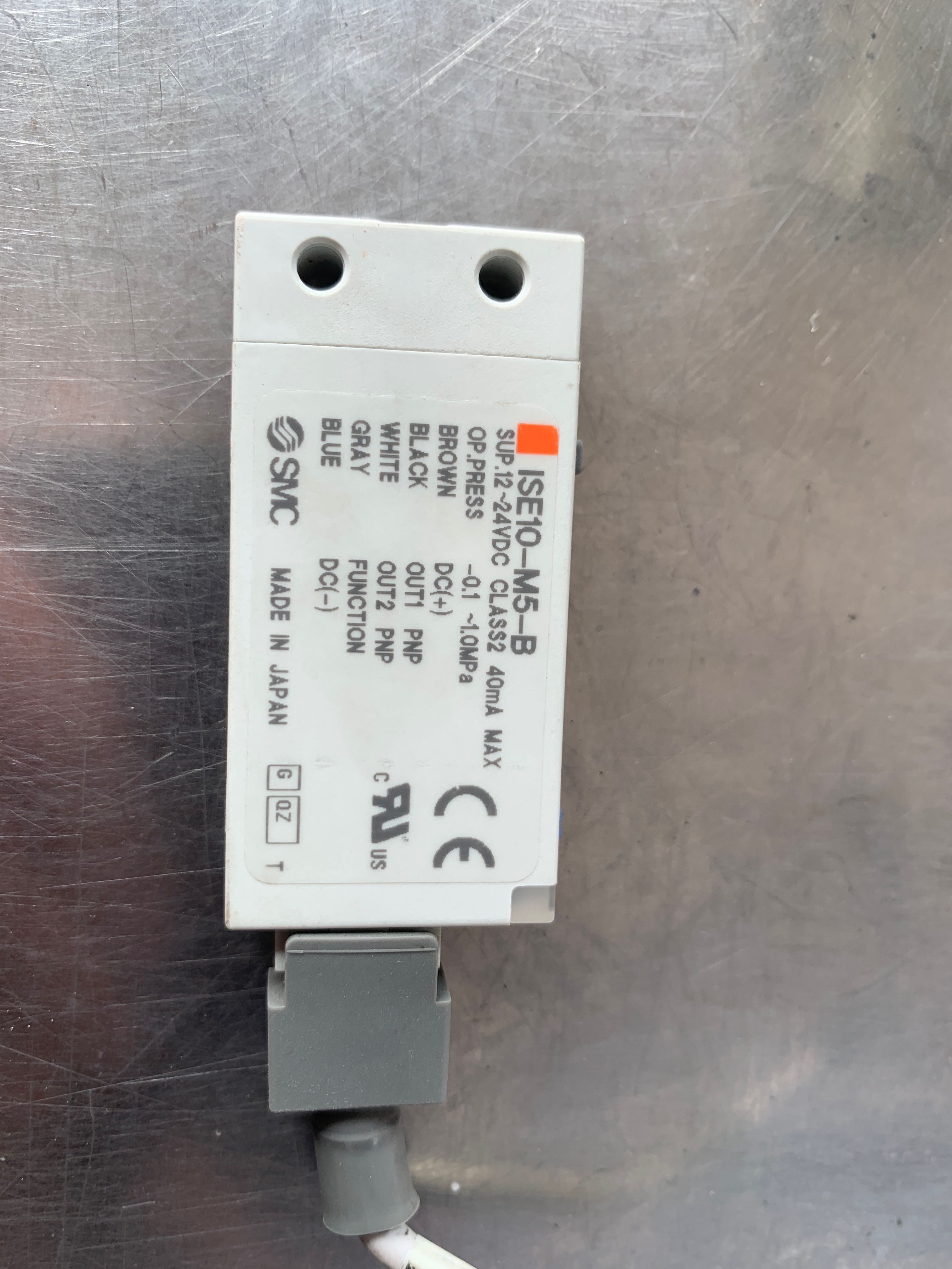 SMC ISE10-M5-B 压力传感器  原装正品