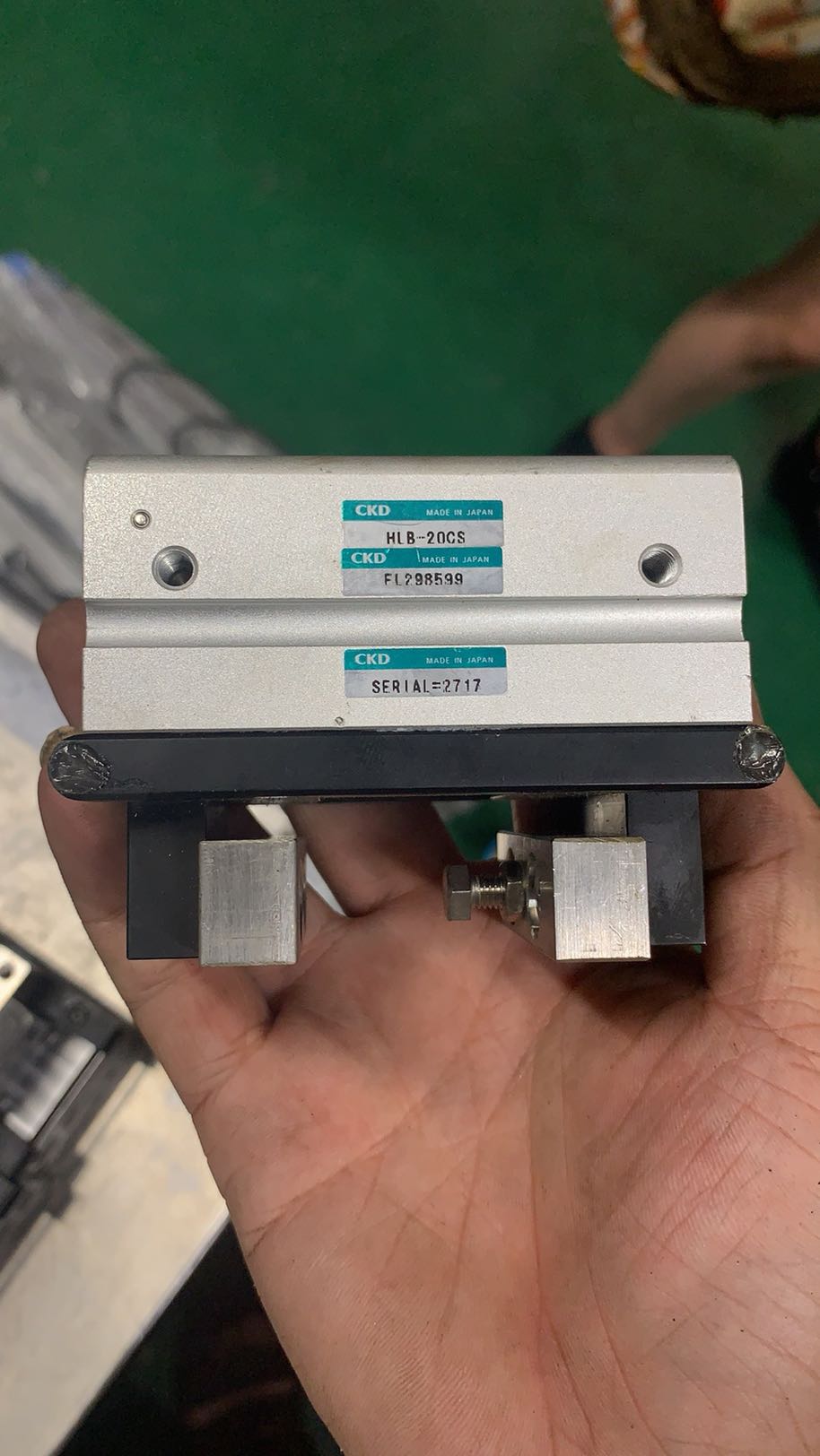 CKD HLB-20CS 手指气缸 进口原装 9新 性能包好