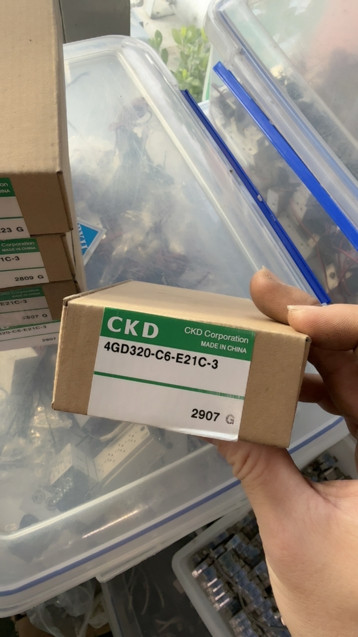 电磁阀4GD320-C6-E21C-3全新原装正品