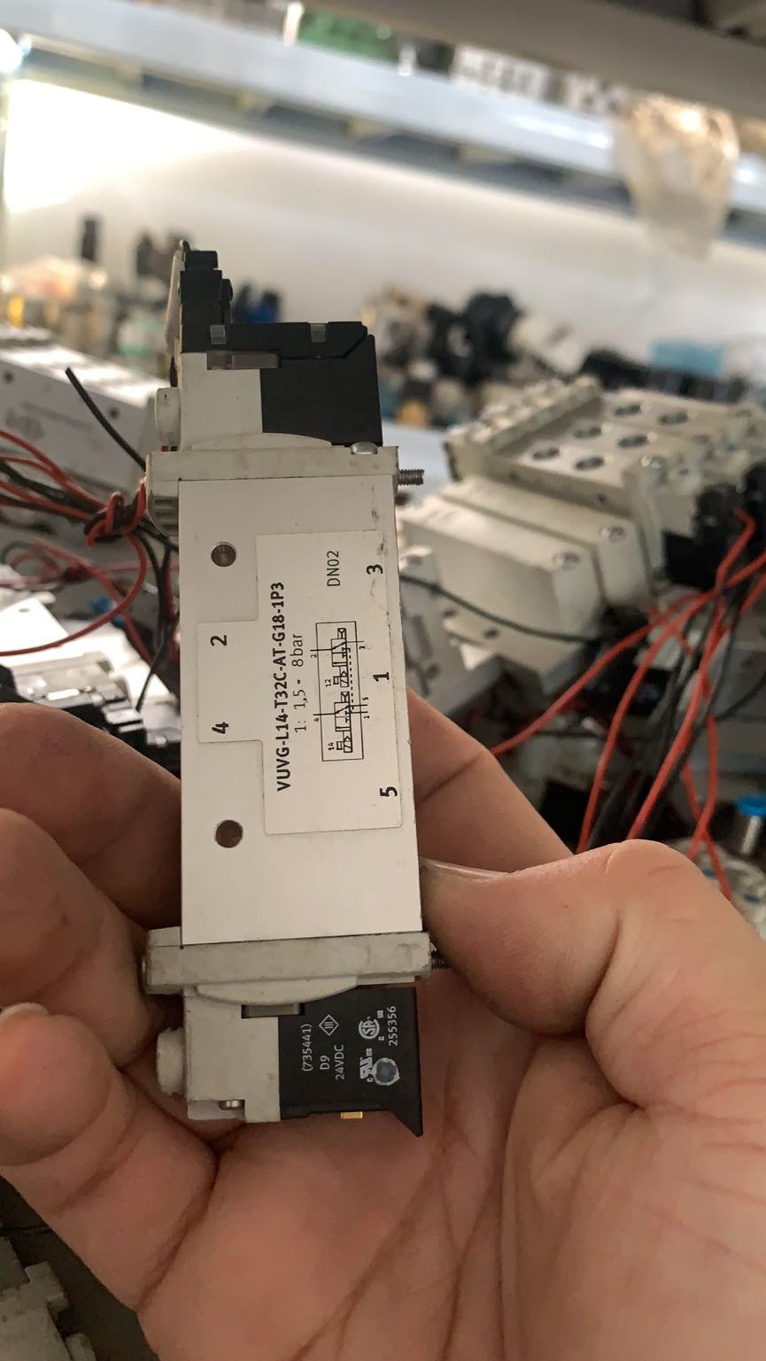 FESTO VUVG-L14-T32C-AT-G18-1P3 电磁阀 原装进口 拆机