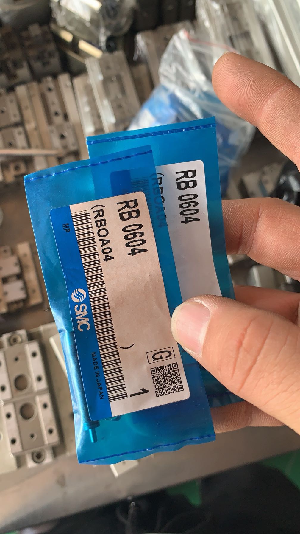 SMC 缓冲器 RB0604 可用于小型滑台气缸用 正品