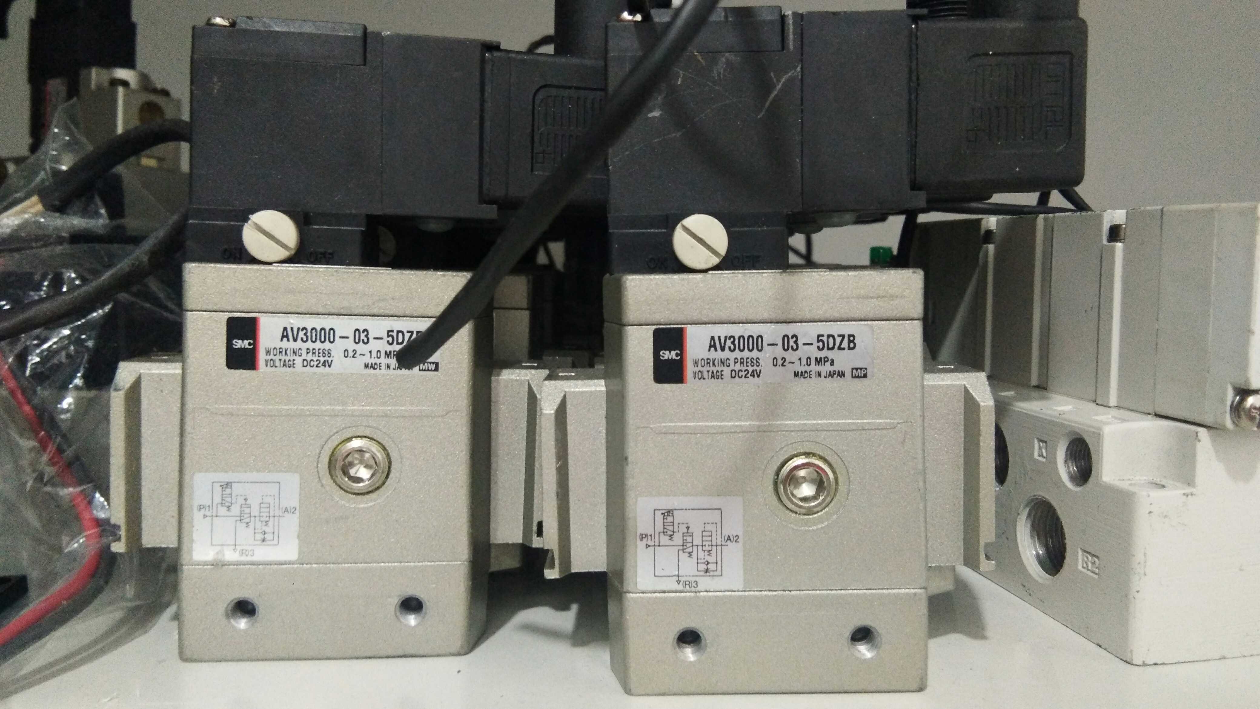SMC AV3000-03-5DZB启动阀 电磁阀 缓慢起动阀 原装进口拆机件