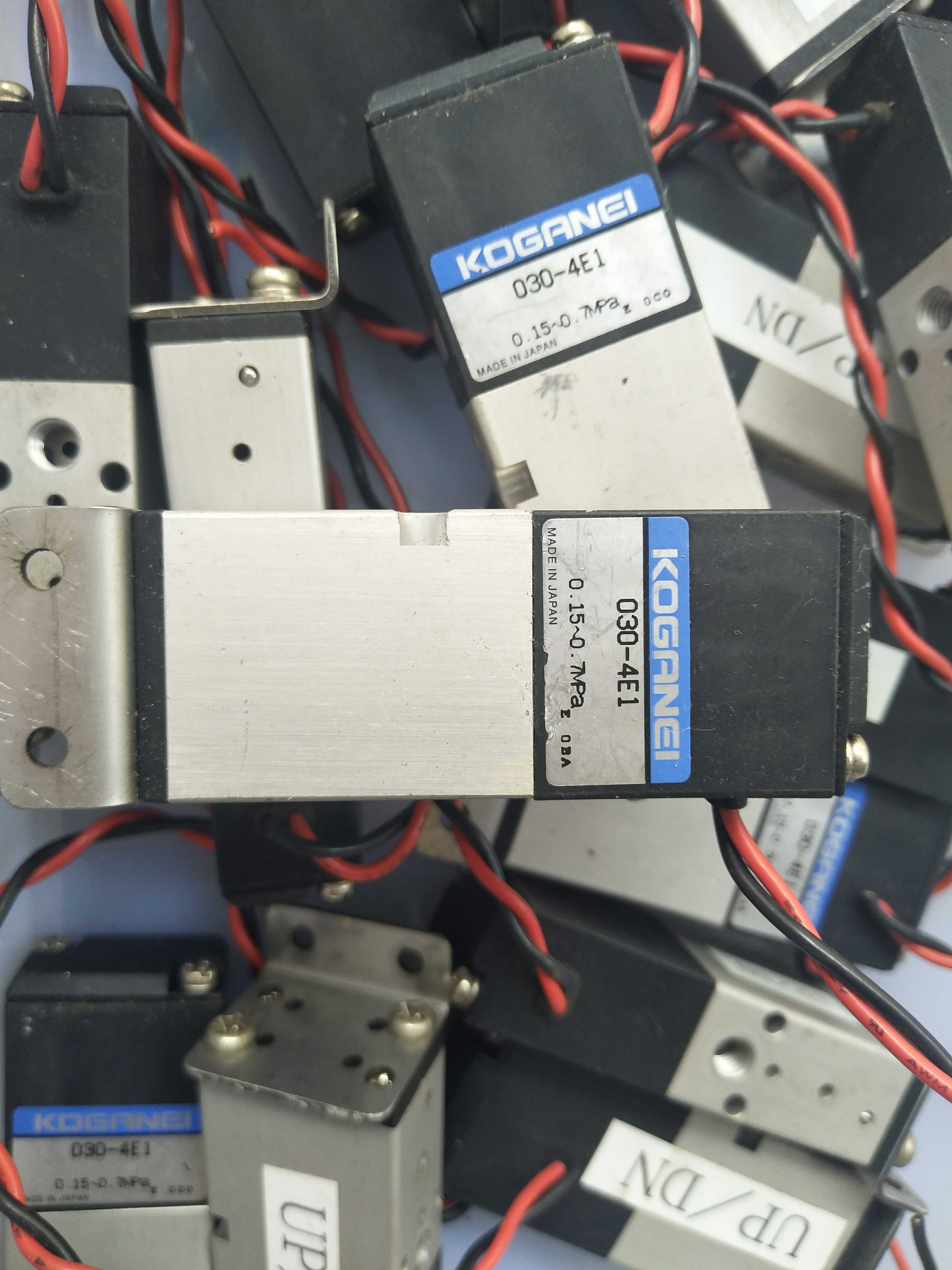 koganei拆机电磁阀