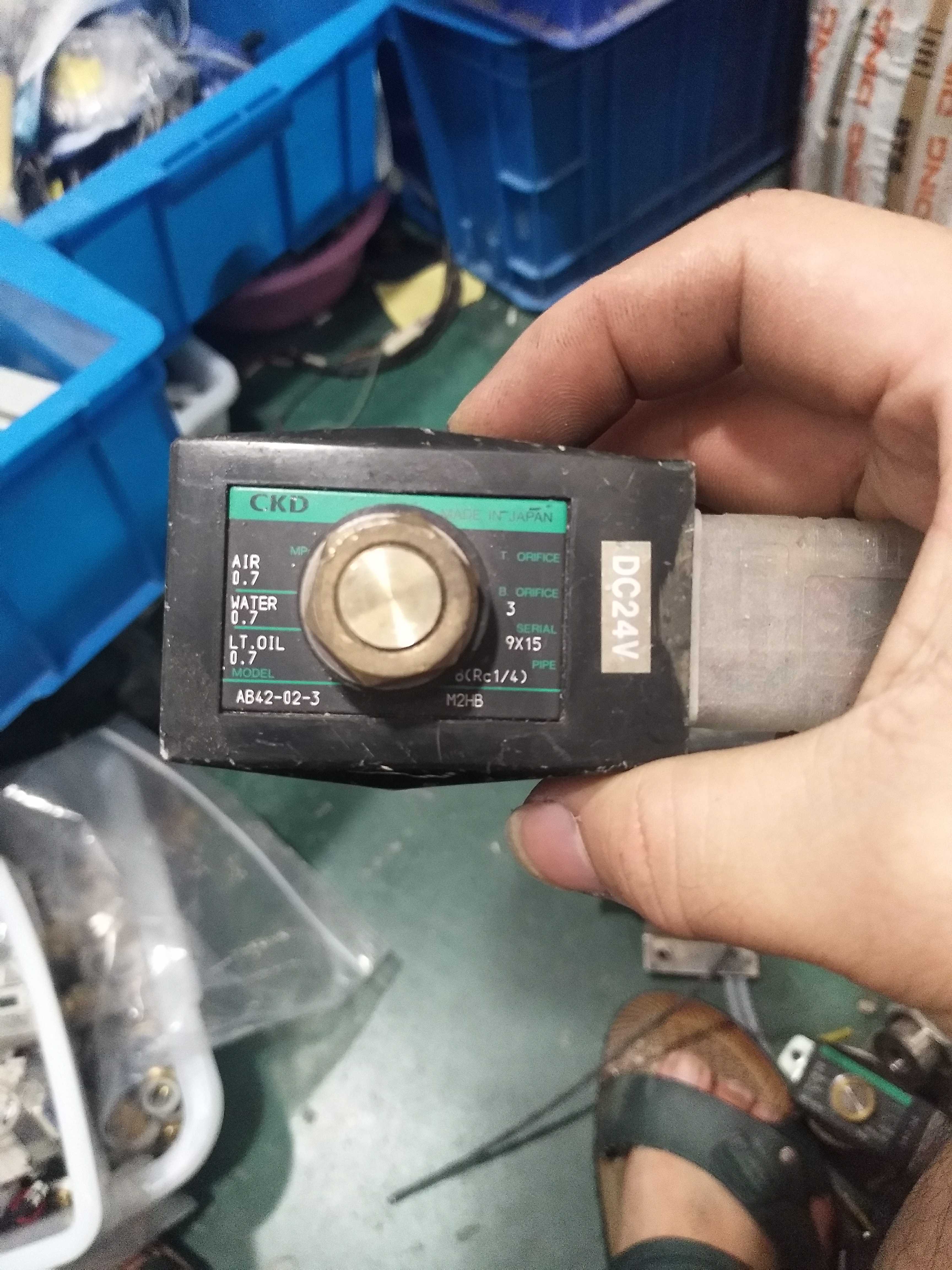 CKD AB42-02-3电磁阀进口拆机件原装正品