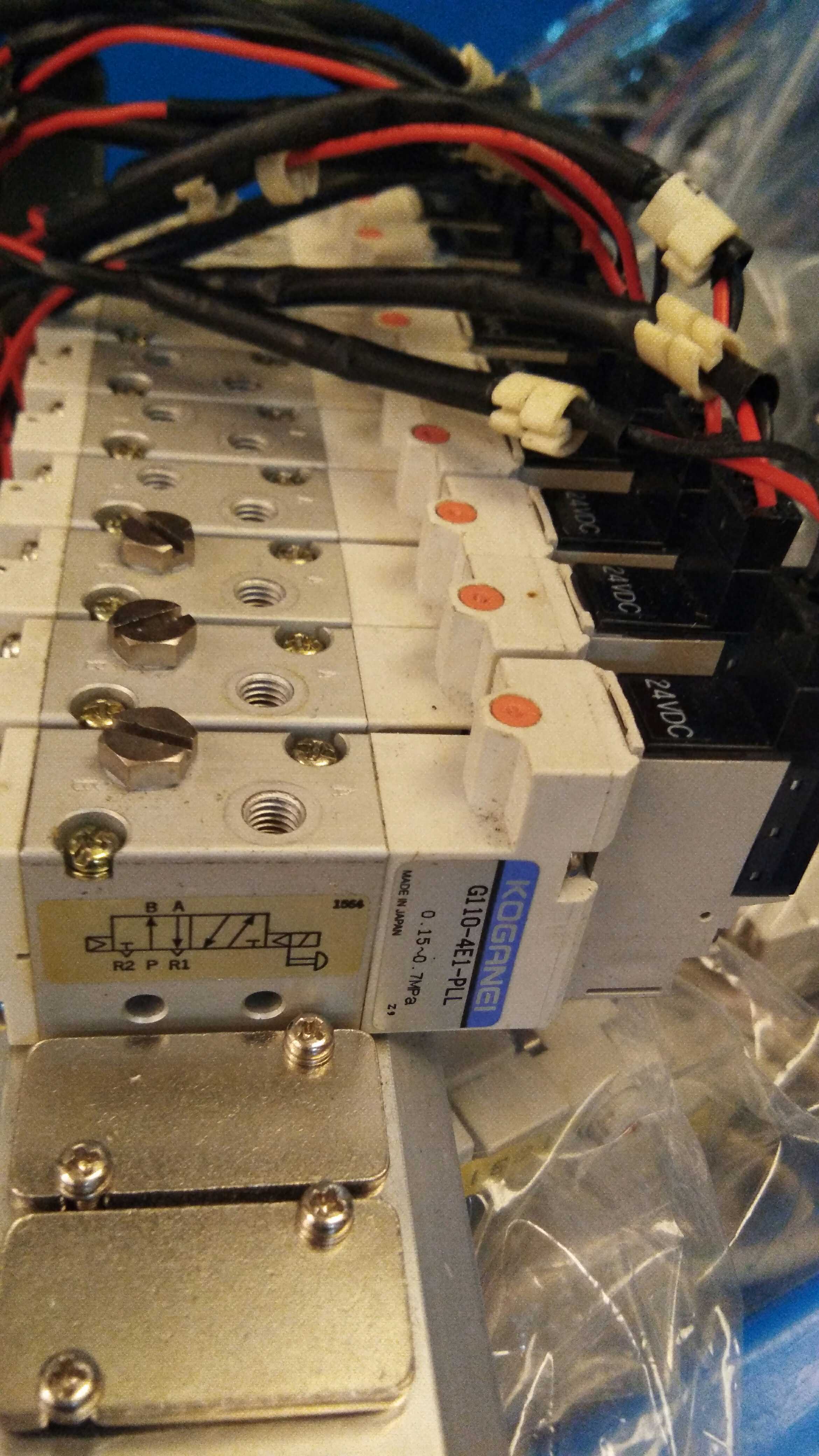 KOGANEI G110-4E1电磁阀 原装进口拆机件 九成新 包用