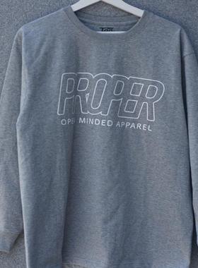 PROPER定常 印花图案长袖T恤（灰色）| triplemajor
