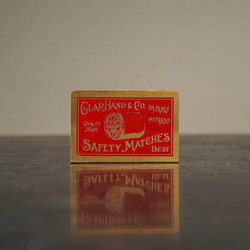 Gladhand 黄铜火柴盒架（黑色/红色） | triplemajor