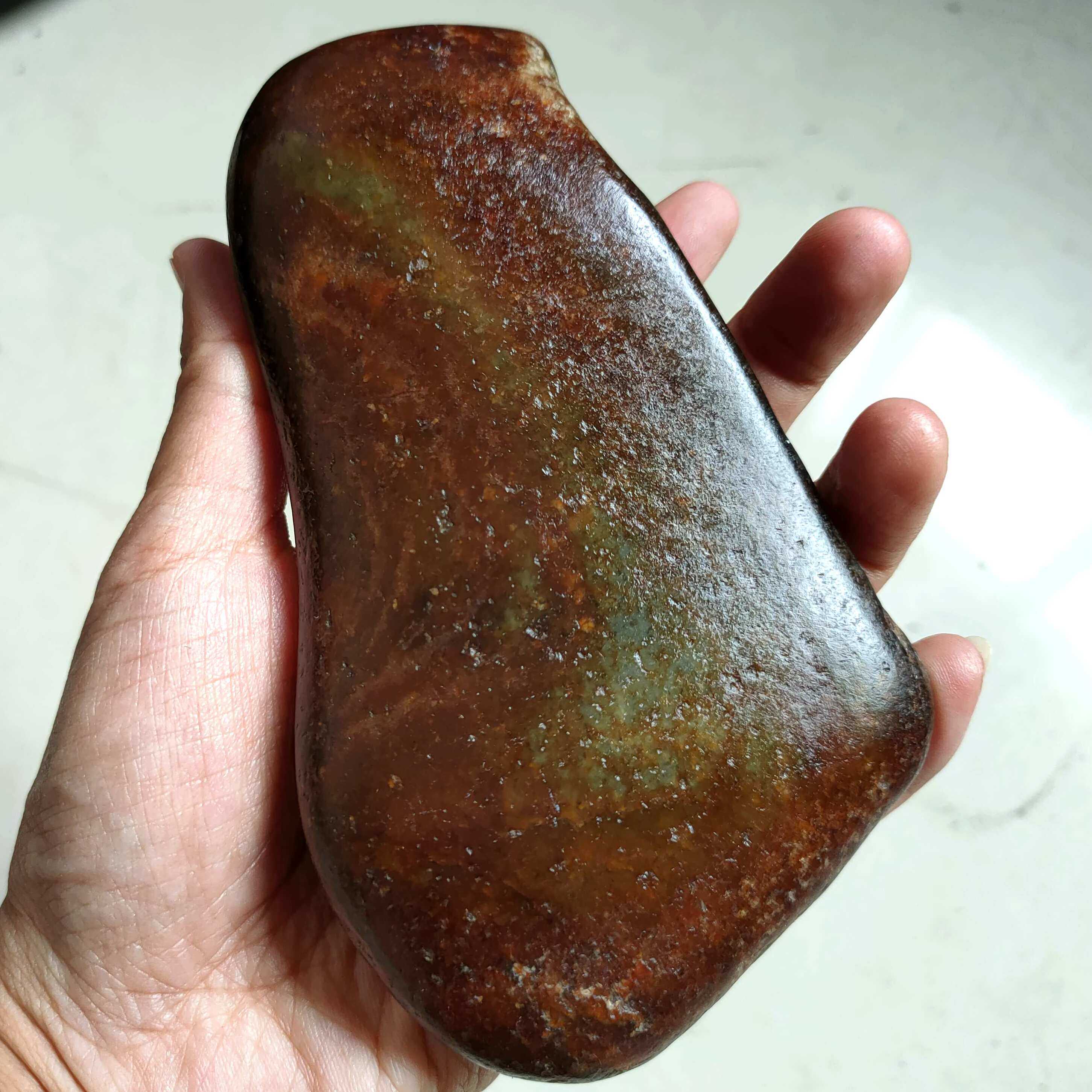 新疆和田玉籽料原石红玉