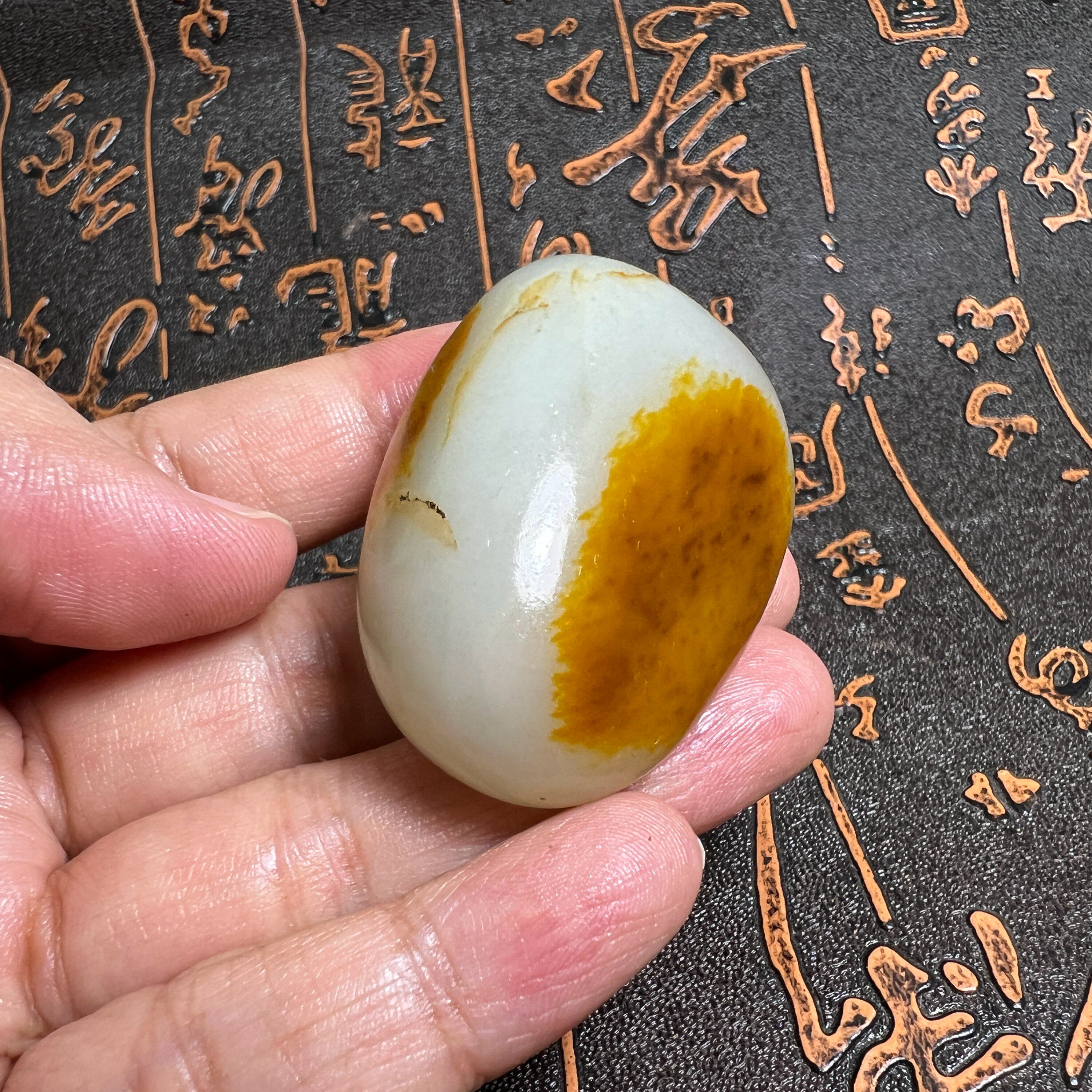 42g新疆和田玉红皮籽料原石天然白玉吊坠挂件完整无修把件一口气