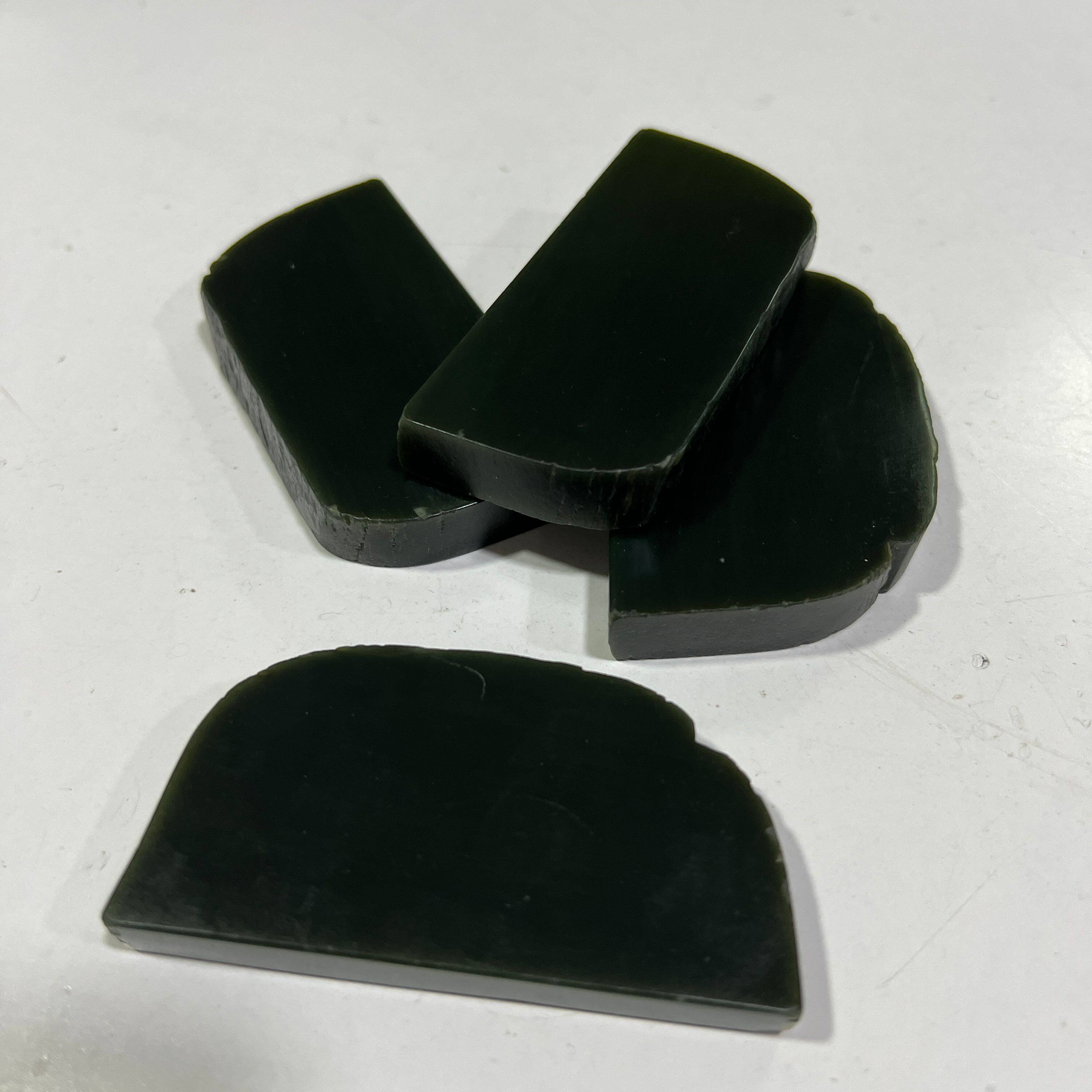 400g新疆和田黑青籽料切片无结构黑羊脂无修牌子吊坠牌胚原皮毛孔