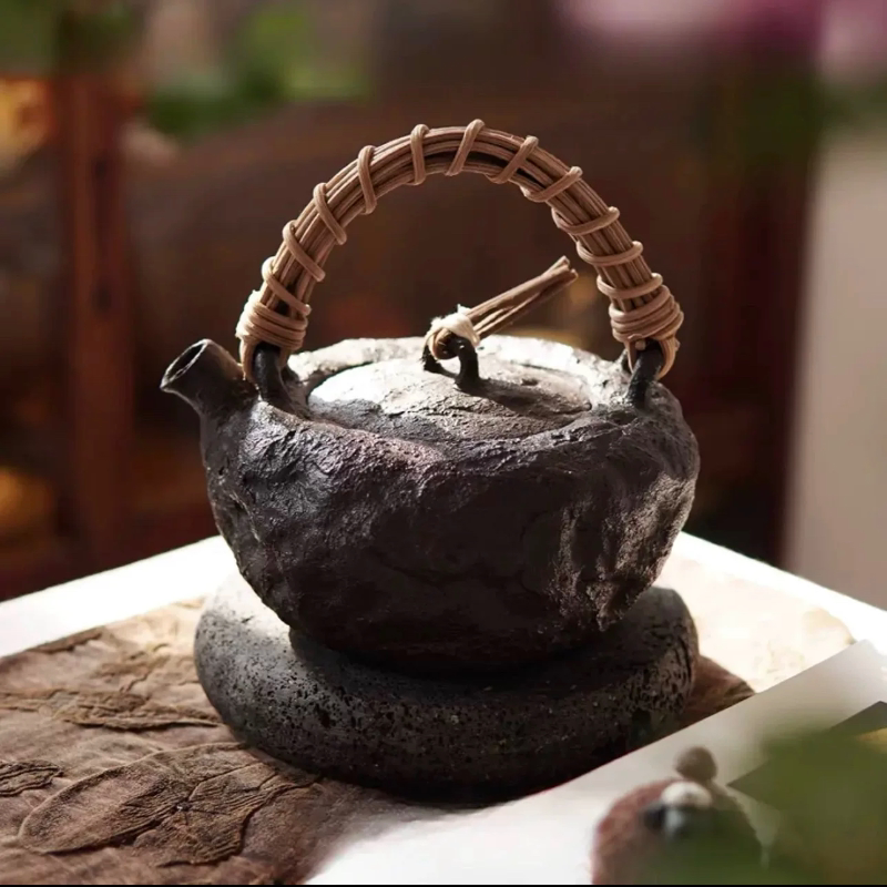 龙文堂藤把石头肌铁壶600ml煮水壶煮茶壶烧水壶藤编提梁壶