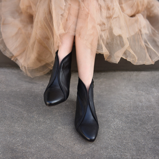 Artmu阿木复古真皮尖头短靴女2025新款百搭单靴黑色靴子加绒平底