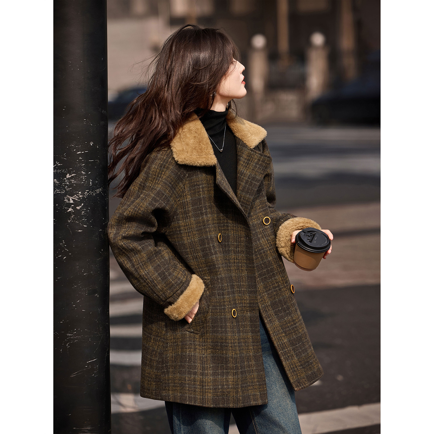 格纹羽绒服大衣2025新款冬季