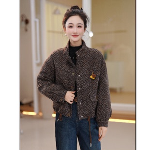复古毛呢羽绒服外套2025年冬季新款短款上衣女装SXYRF25111