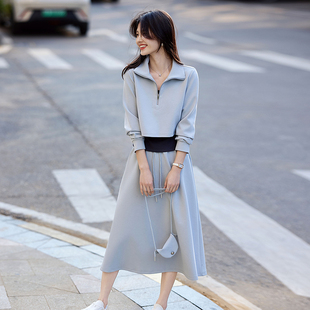 时尚气质套装2025年春季新款女运动风休闲半裙通勤卫衣三件套