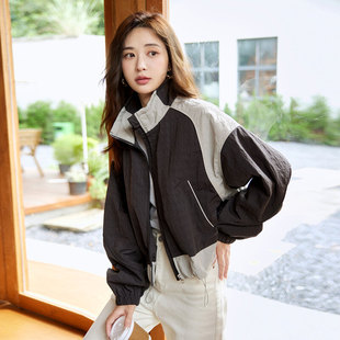 时尚气质秋款长袖2023年秋季新款女装工装风立领撞色常规款外套