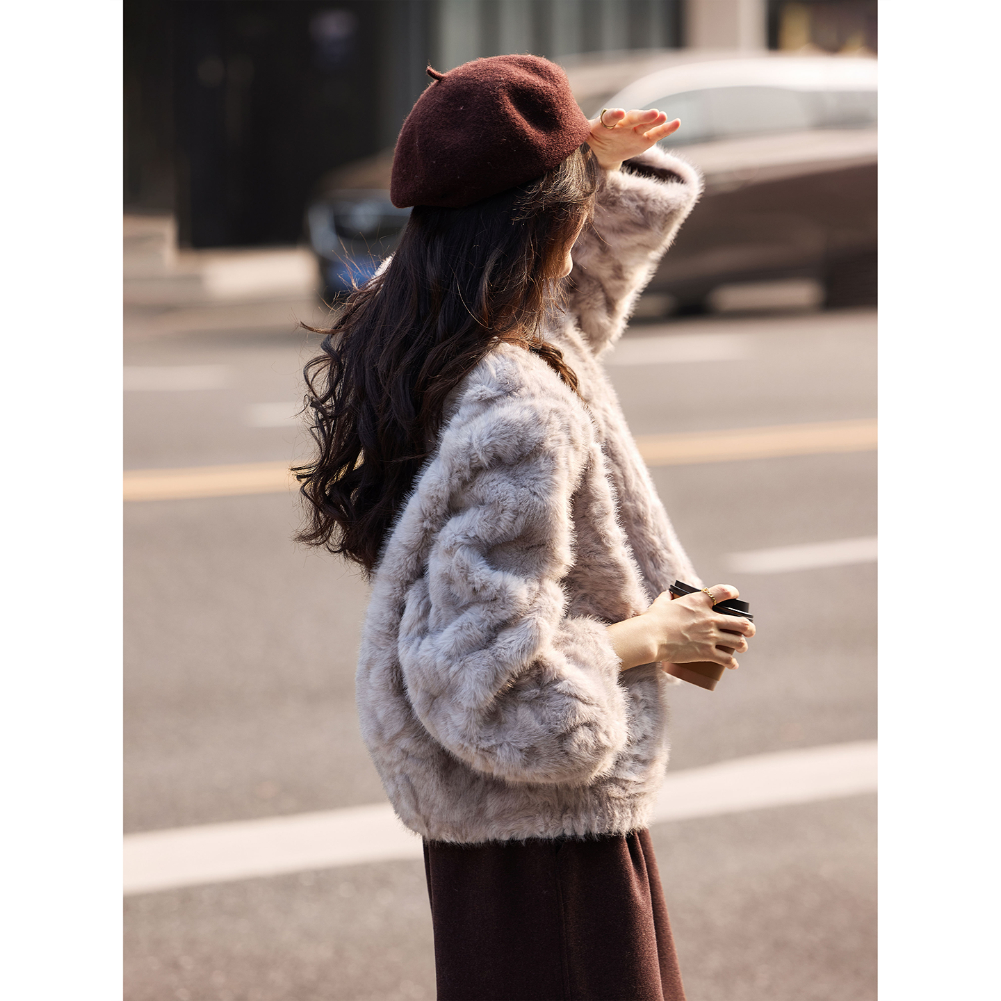 苏醒的乐园纯色圆领仿皮草外套